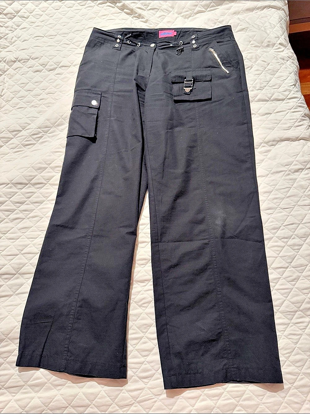 Edikted Women's Wide Leg Cargo Pants in Black